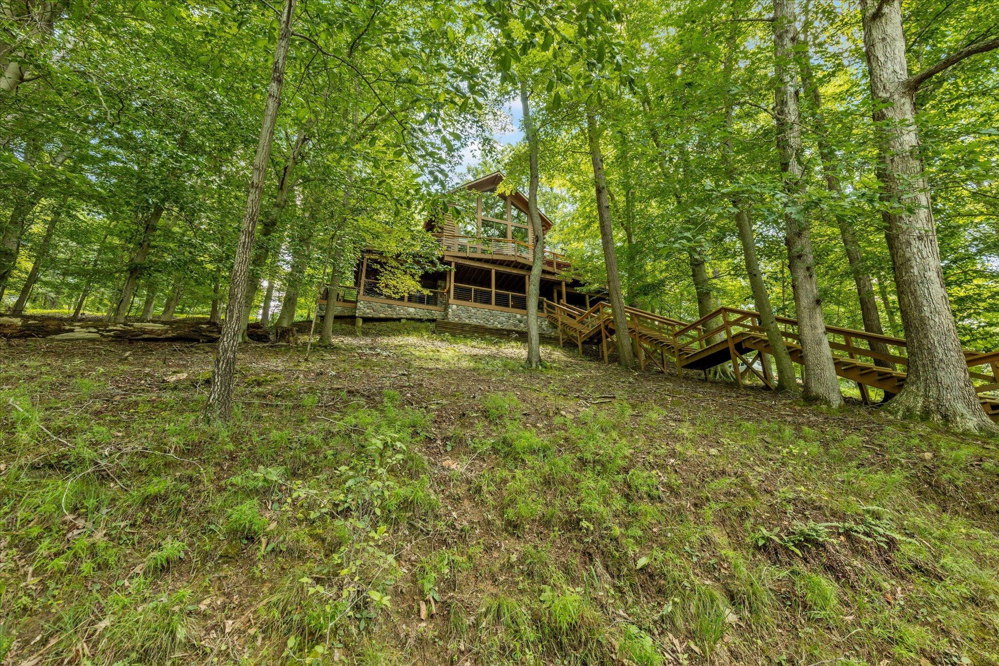 654 Natchez Lane
