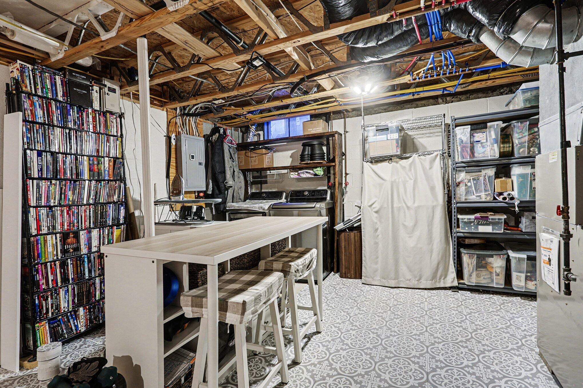 5886 Blendon Place Drive