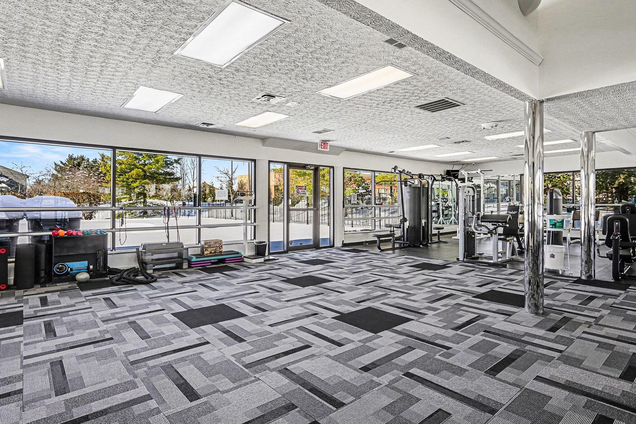 5886 Blendon Place Drive