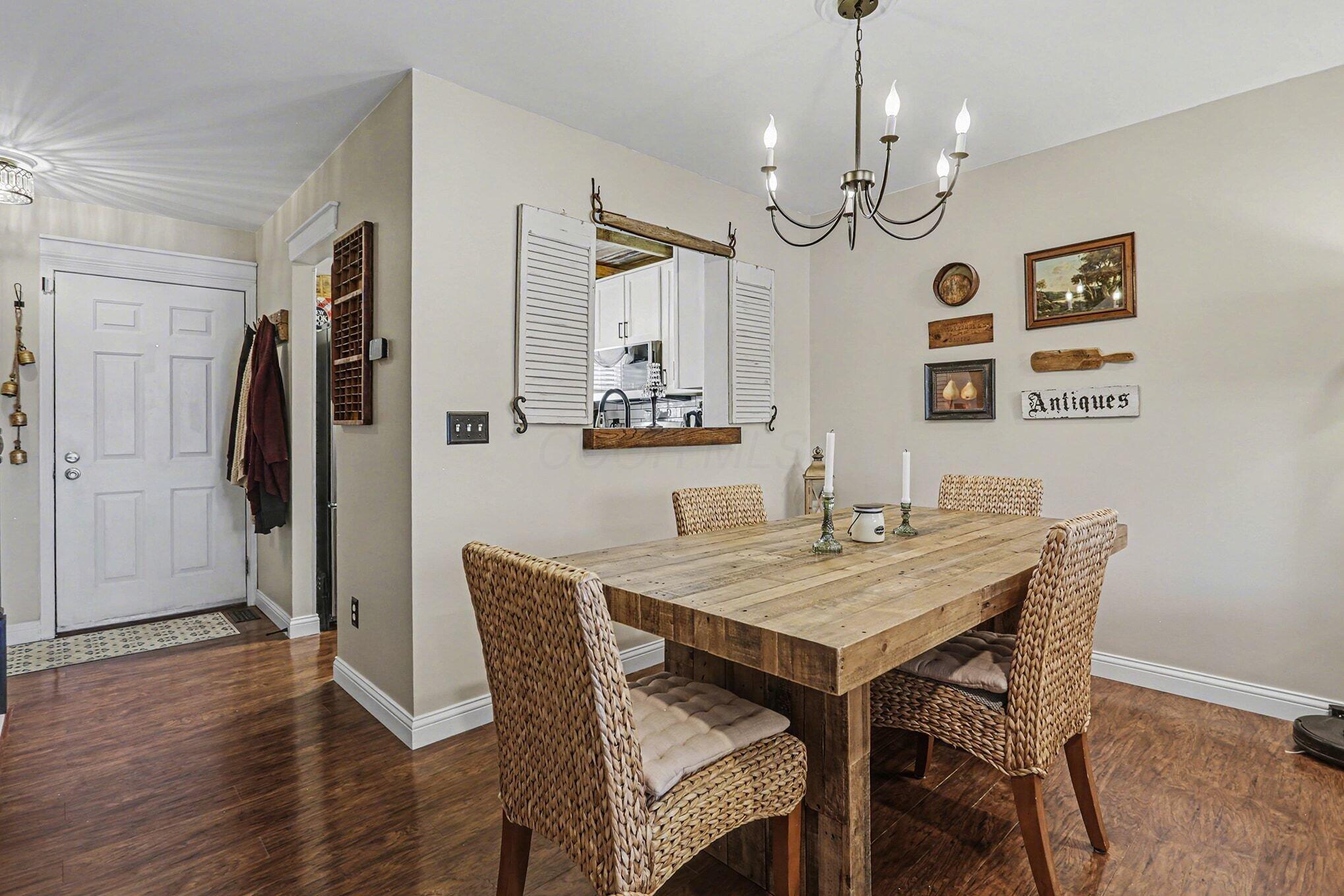 5886 Blendon Place Drive