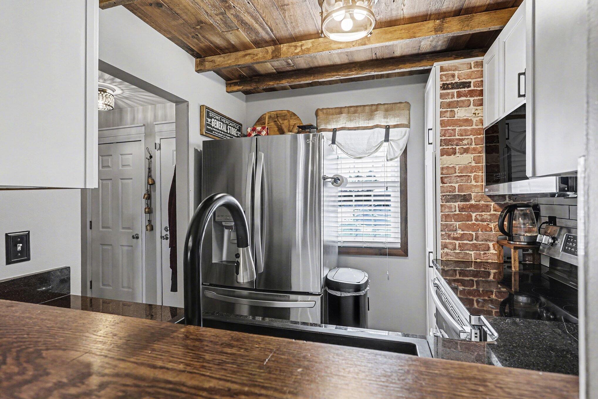 5886 Blendon Place Drive