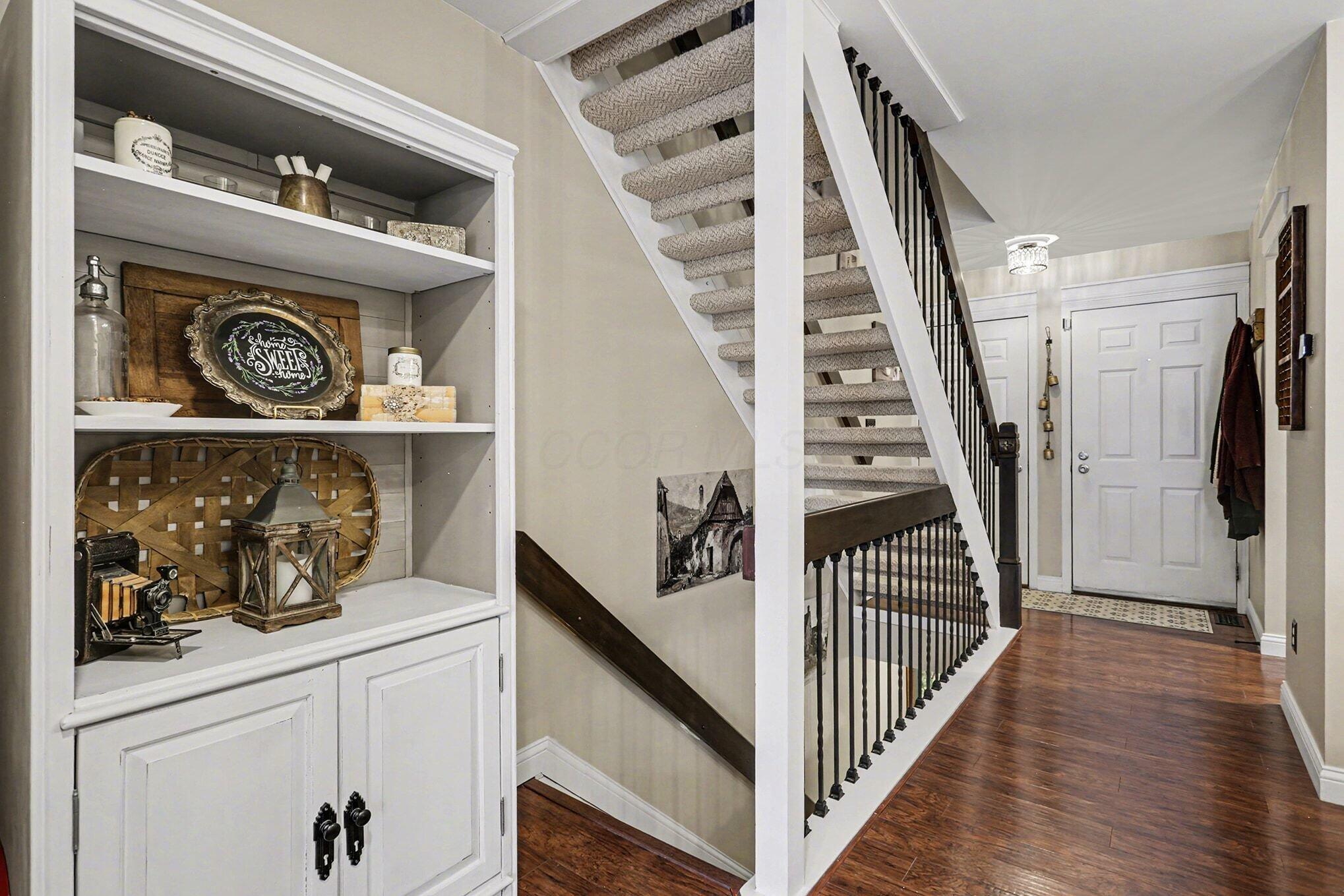 5886 Blendon Place Drive