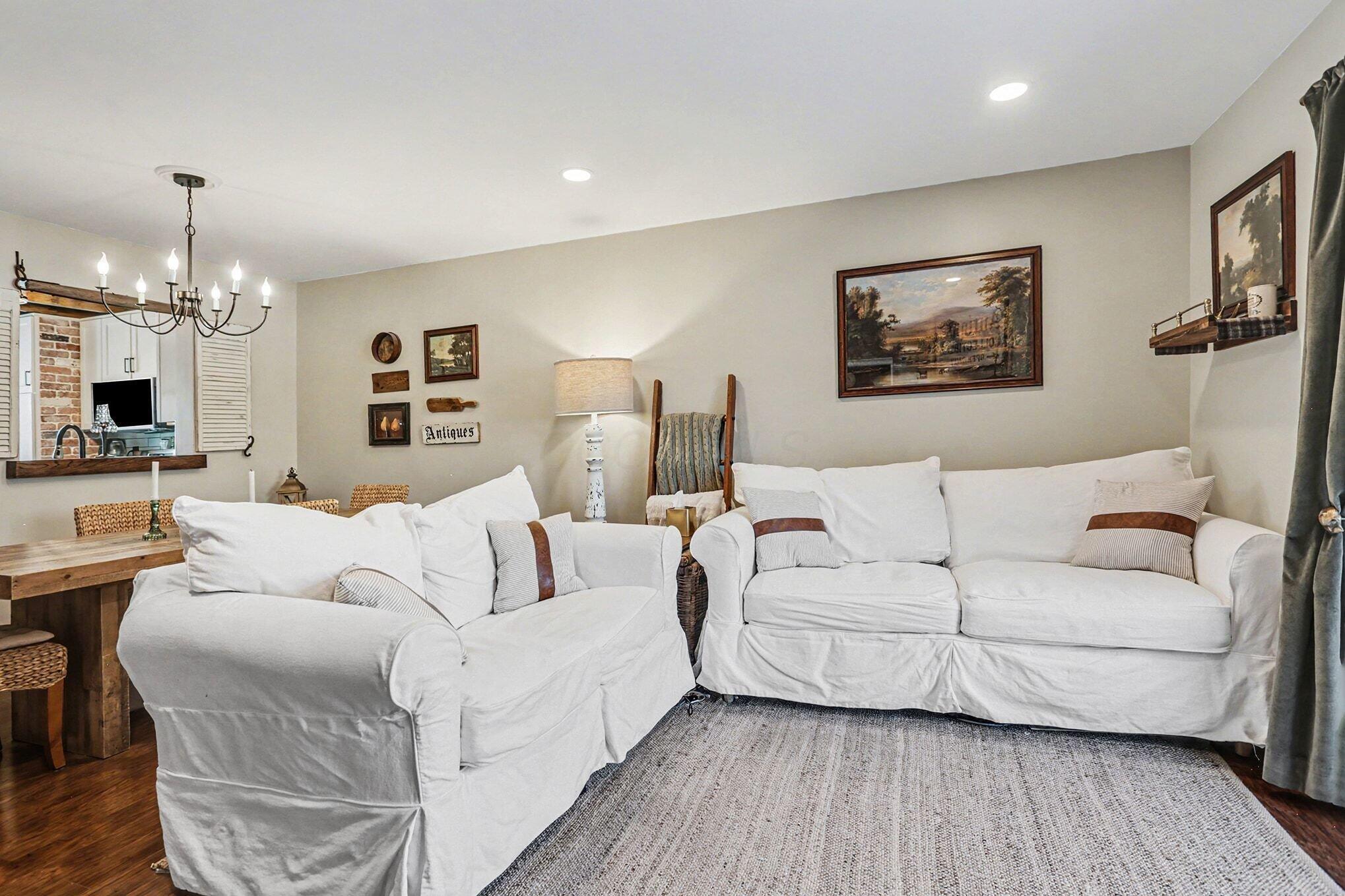 5886 Blendon Place Drive