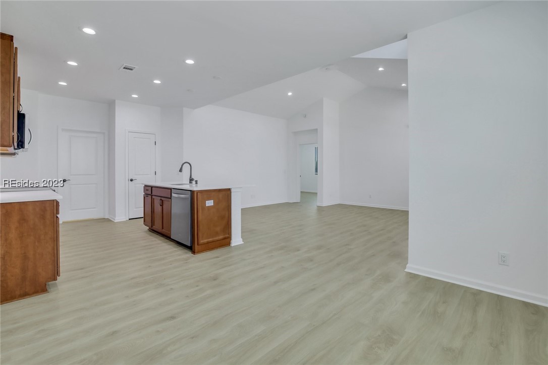 306 Caribbean Soul Avenue 101