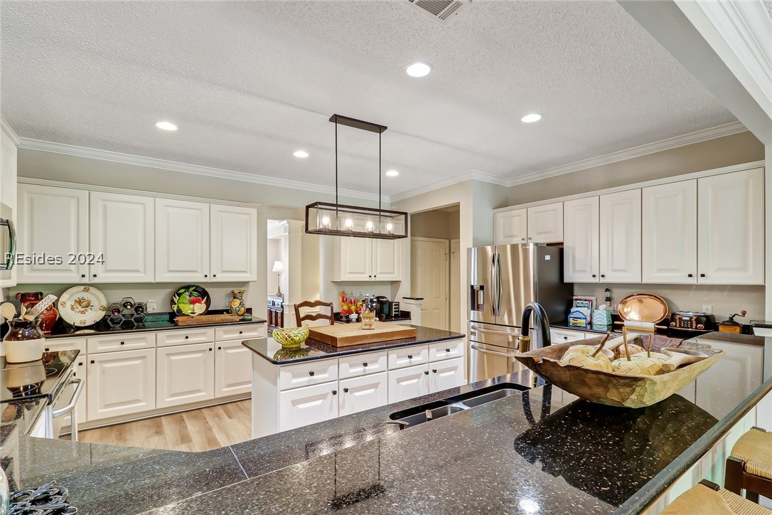 39 Concession Oak Drive