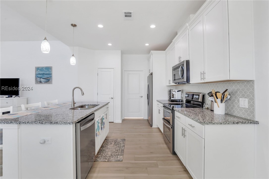 150 Caribbean Soul Avenue 102