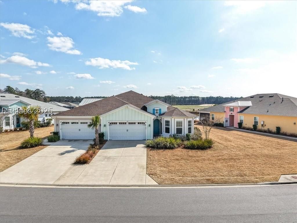 100 Landshark Boulevard