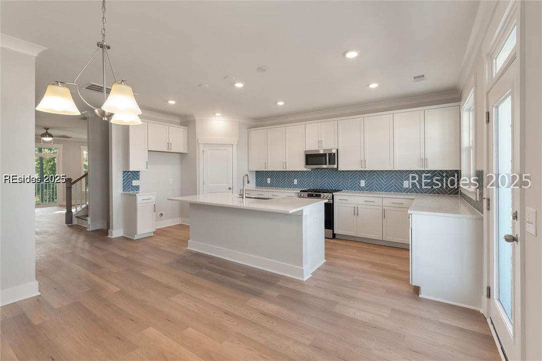 409 Parkside Commons