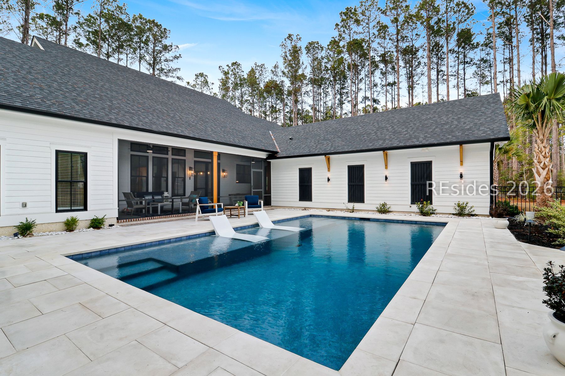 40 Foxchase Lane