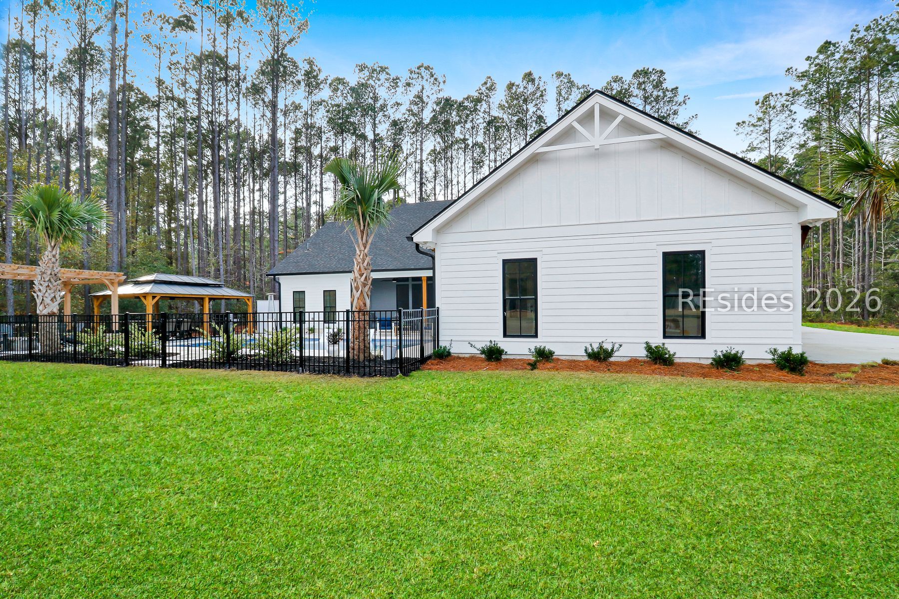 40 Foxchase Lane