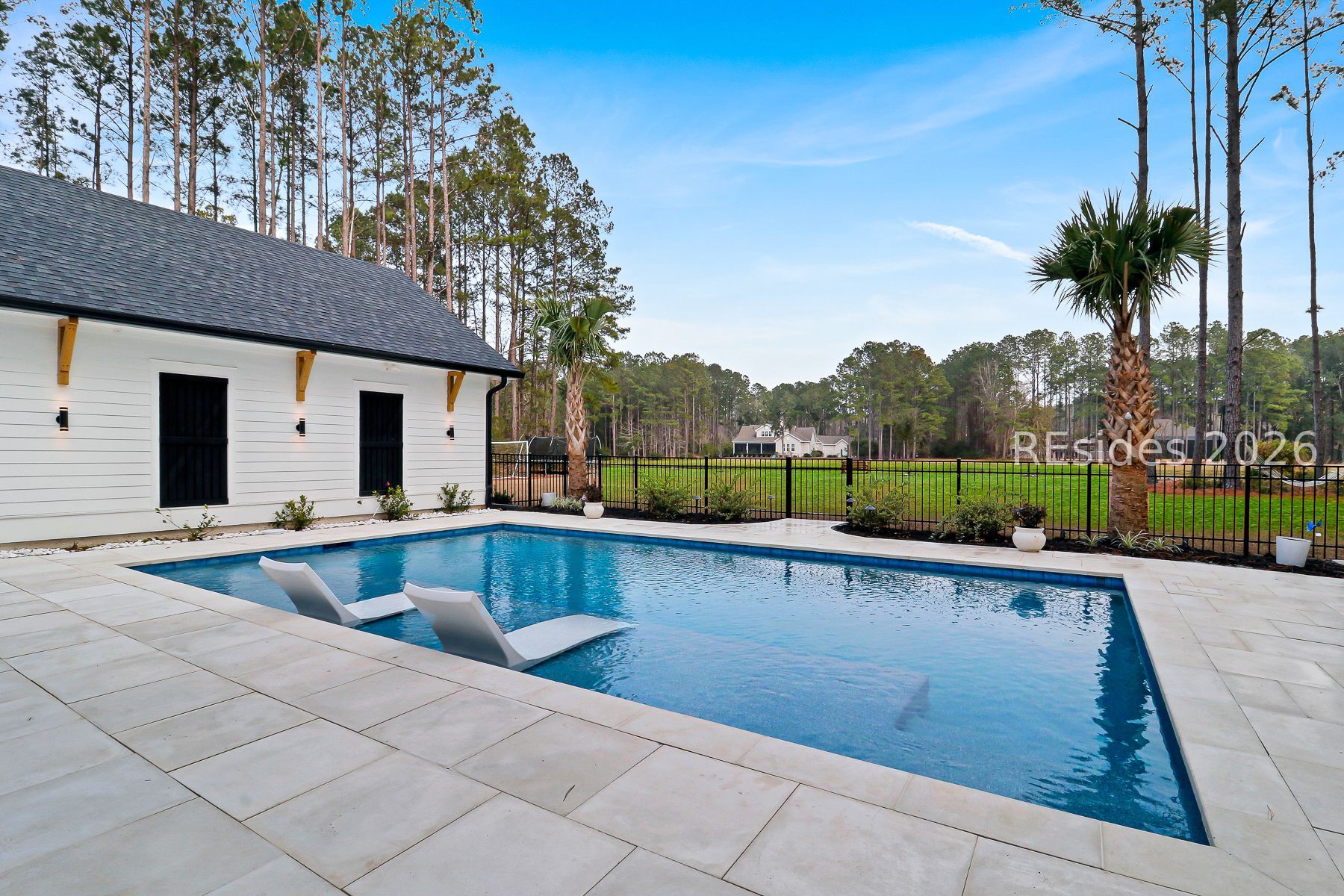 40 Foxchase Lane