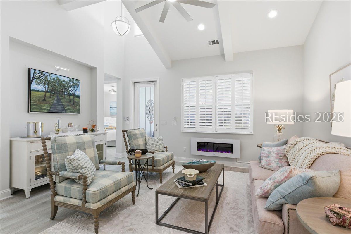 43 Barefoot Lane