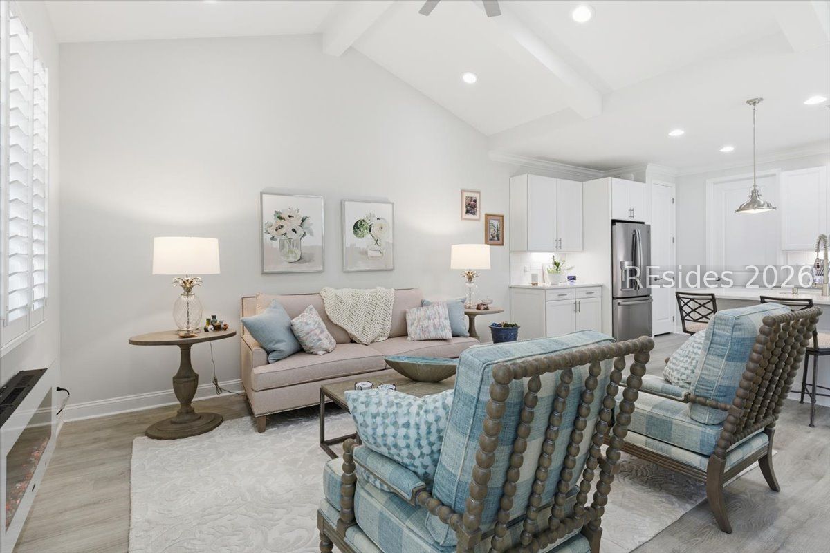 43 Barefoot Lane