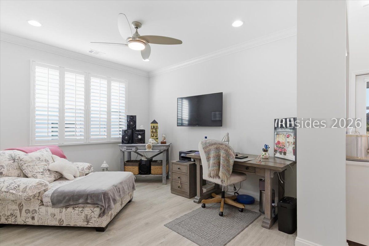 43 Barefoot Lane
