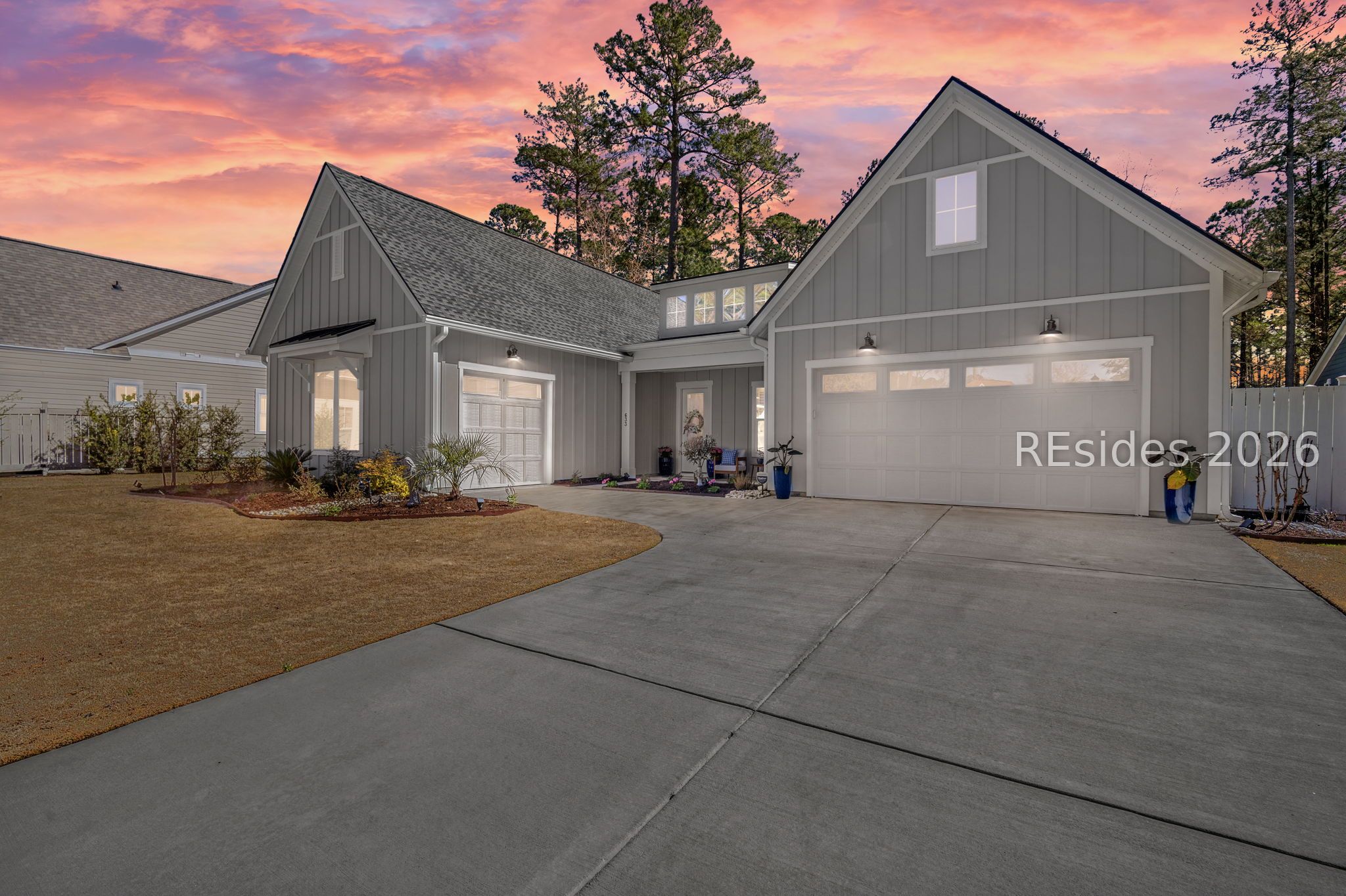 633 Firethorn Lane