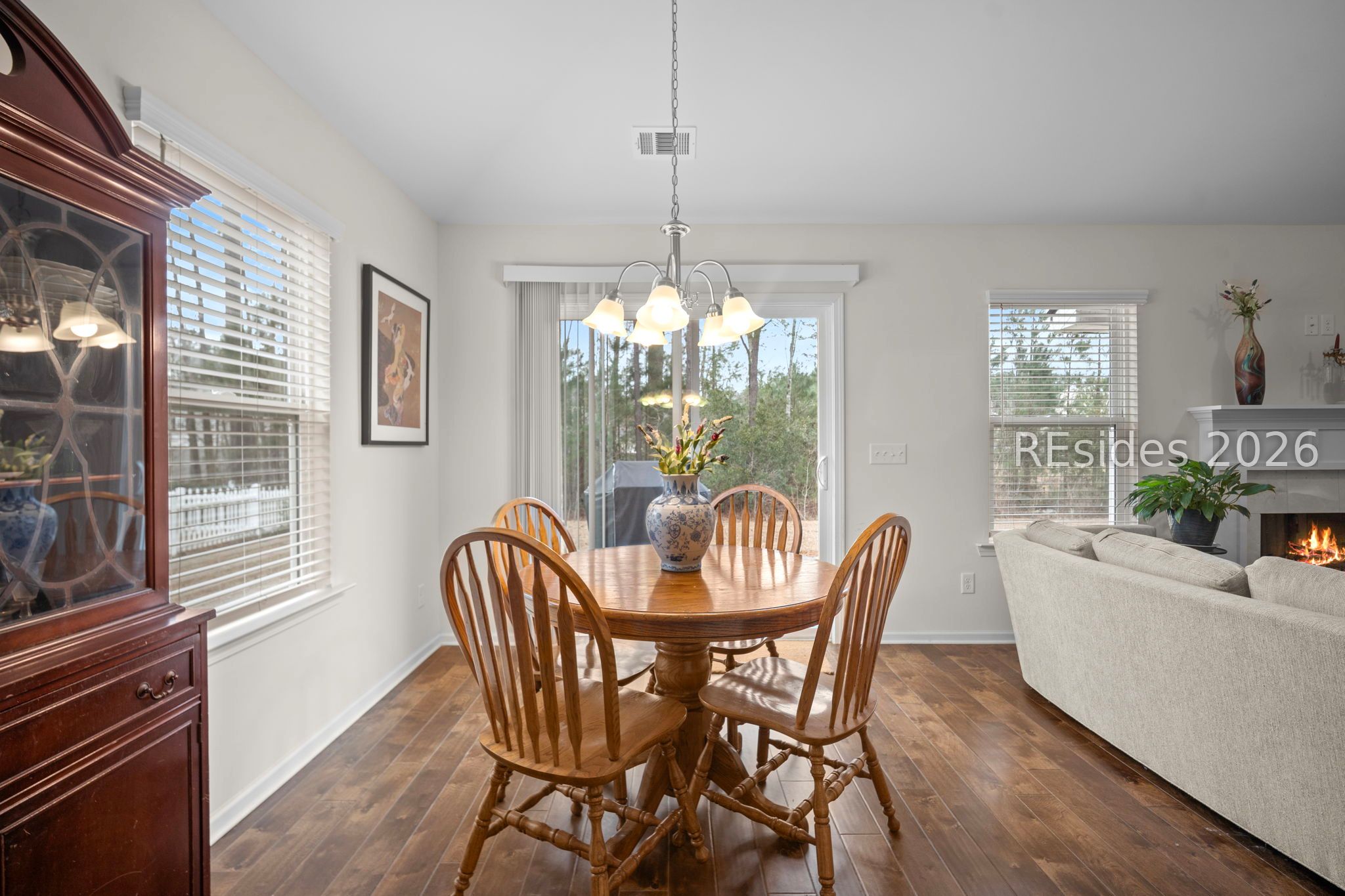112 Lakeway Drive