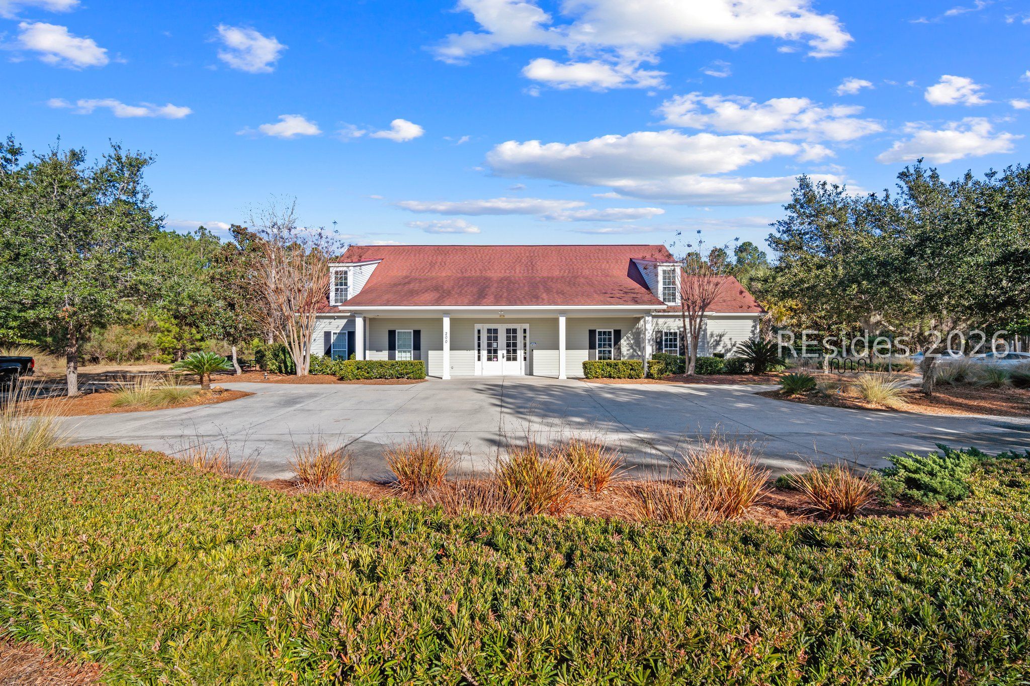 112 Lakeway Drive