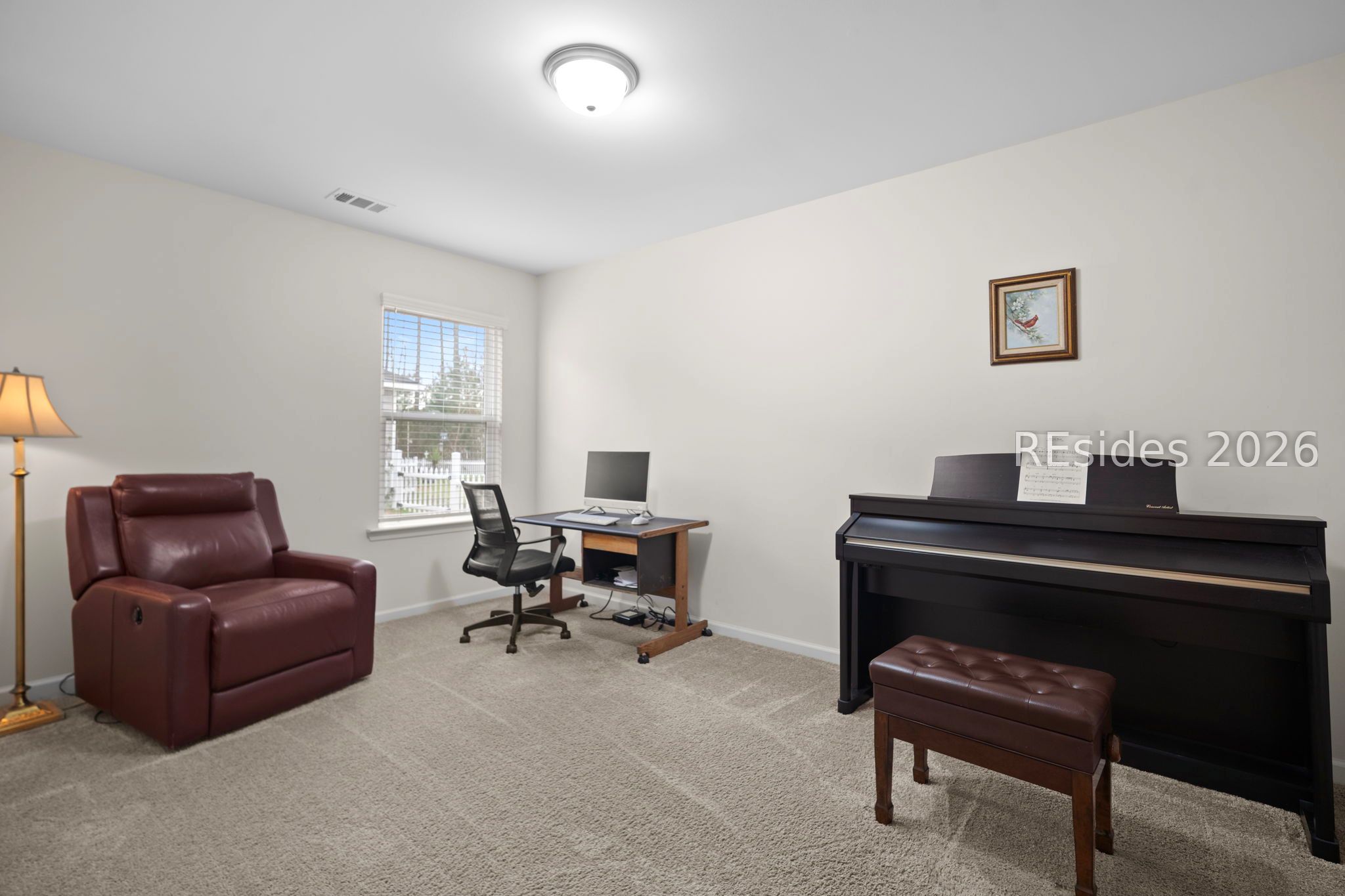 112 Lakeway Drive