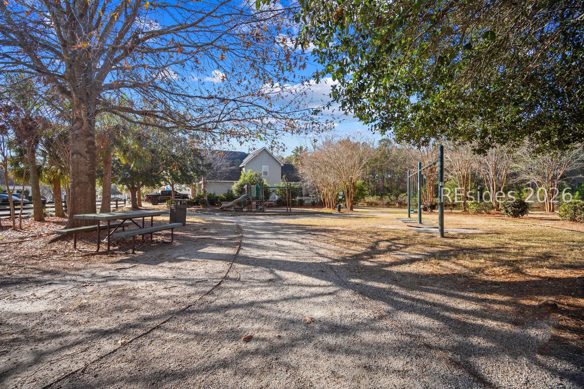 112 Lakeway Drive
