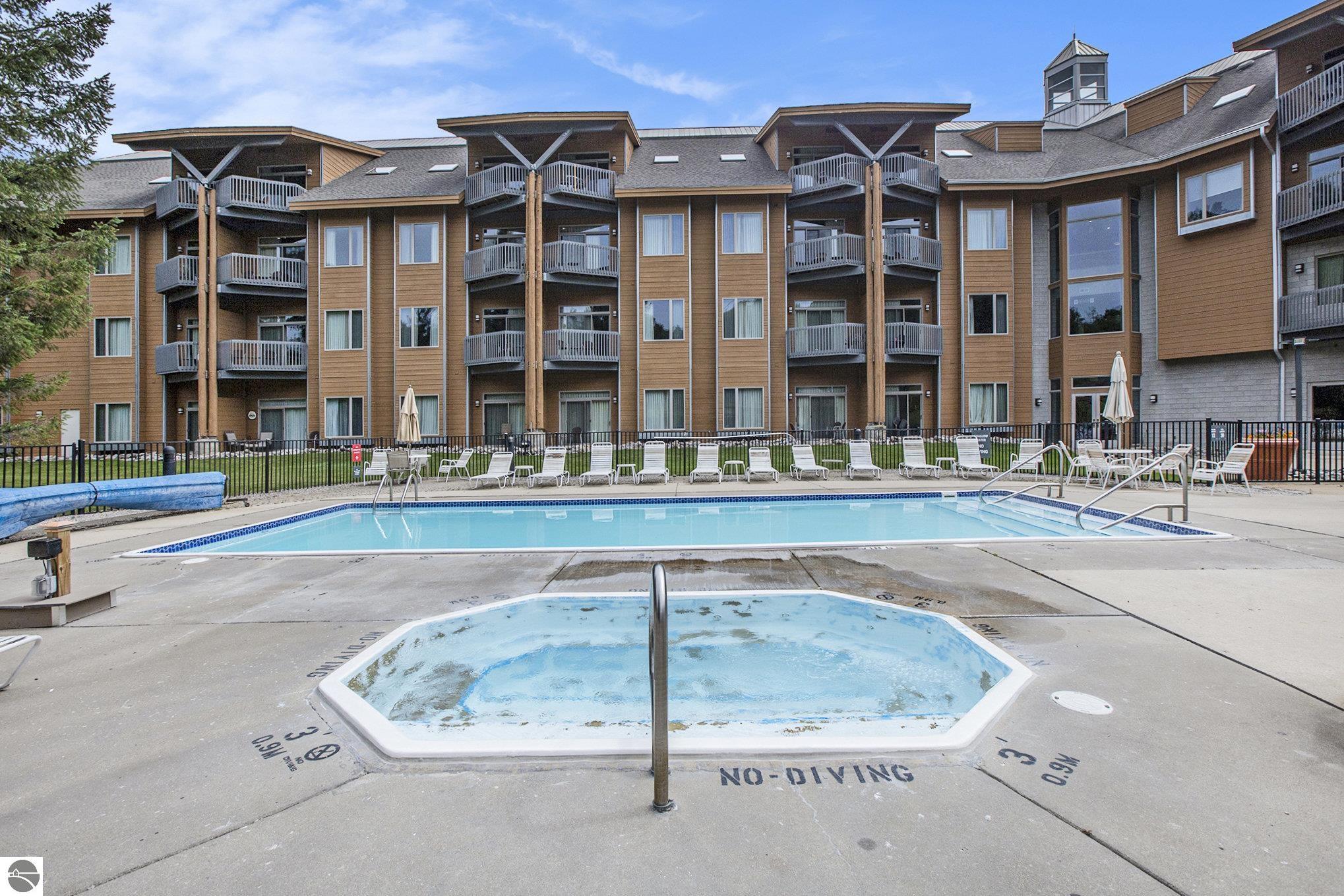 2400 Troon South # 4008