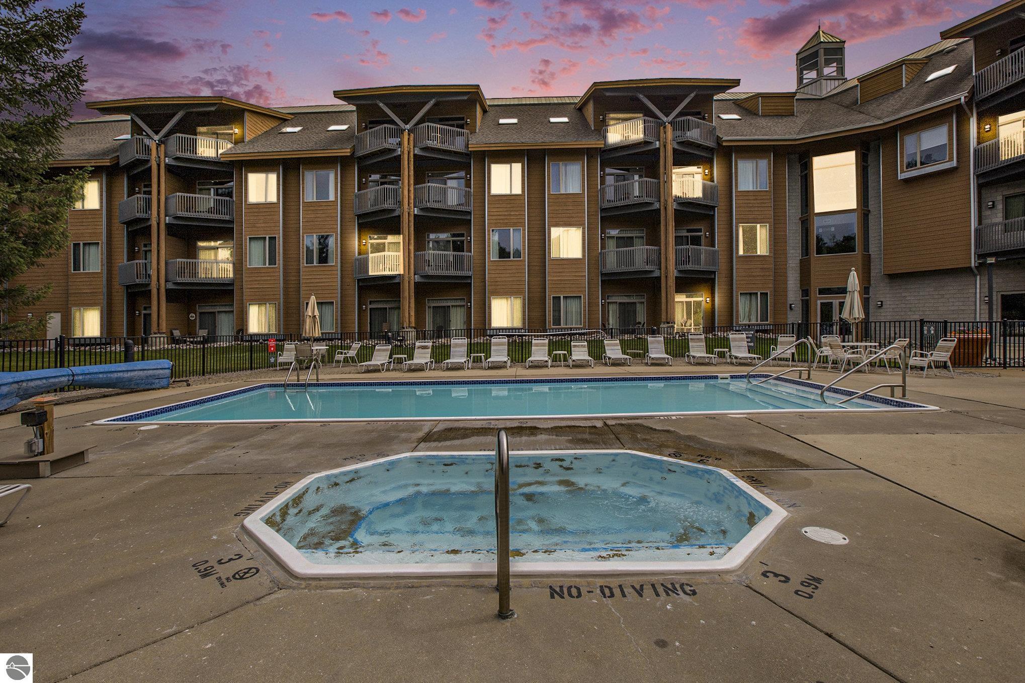 2400 Troon South # 4008