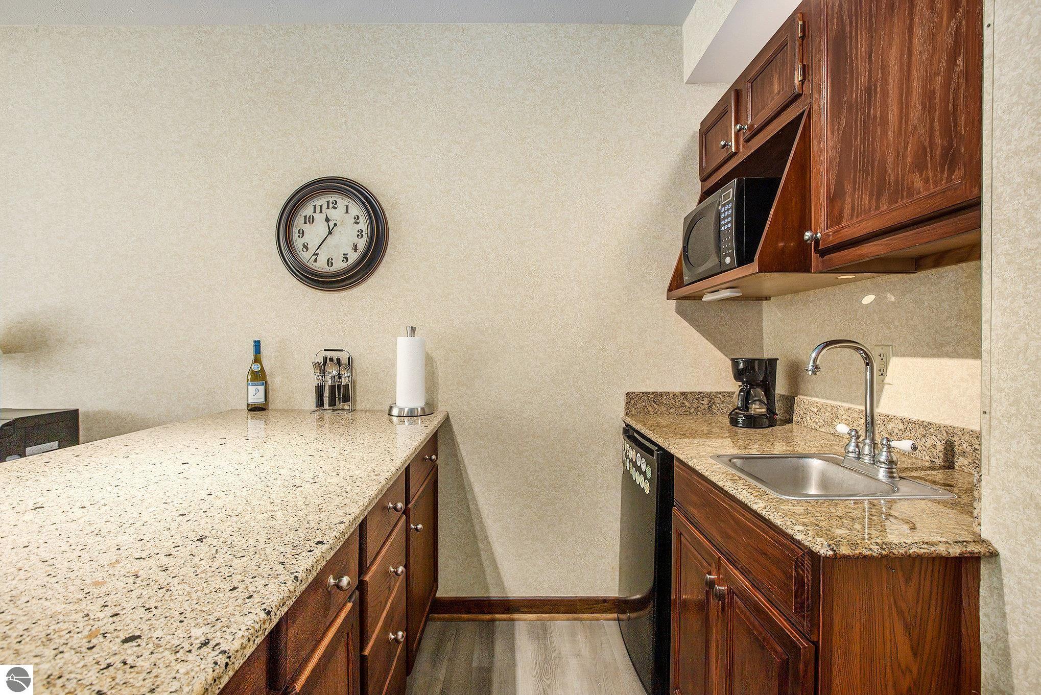 2400 Troon South # 4008