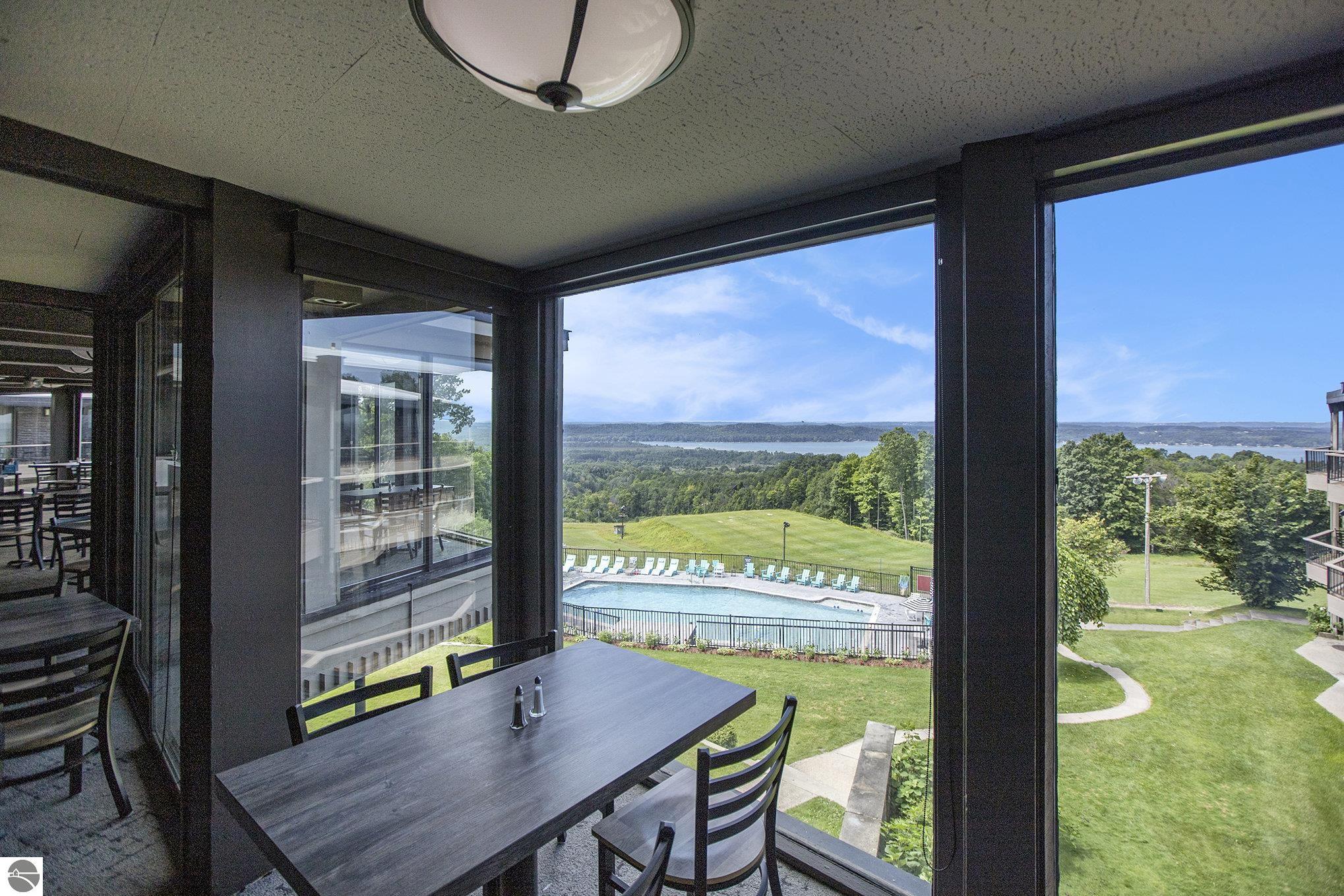 2400 Troon South # 4008