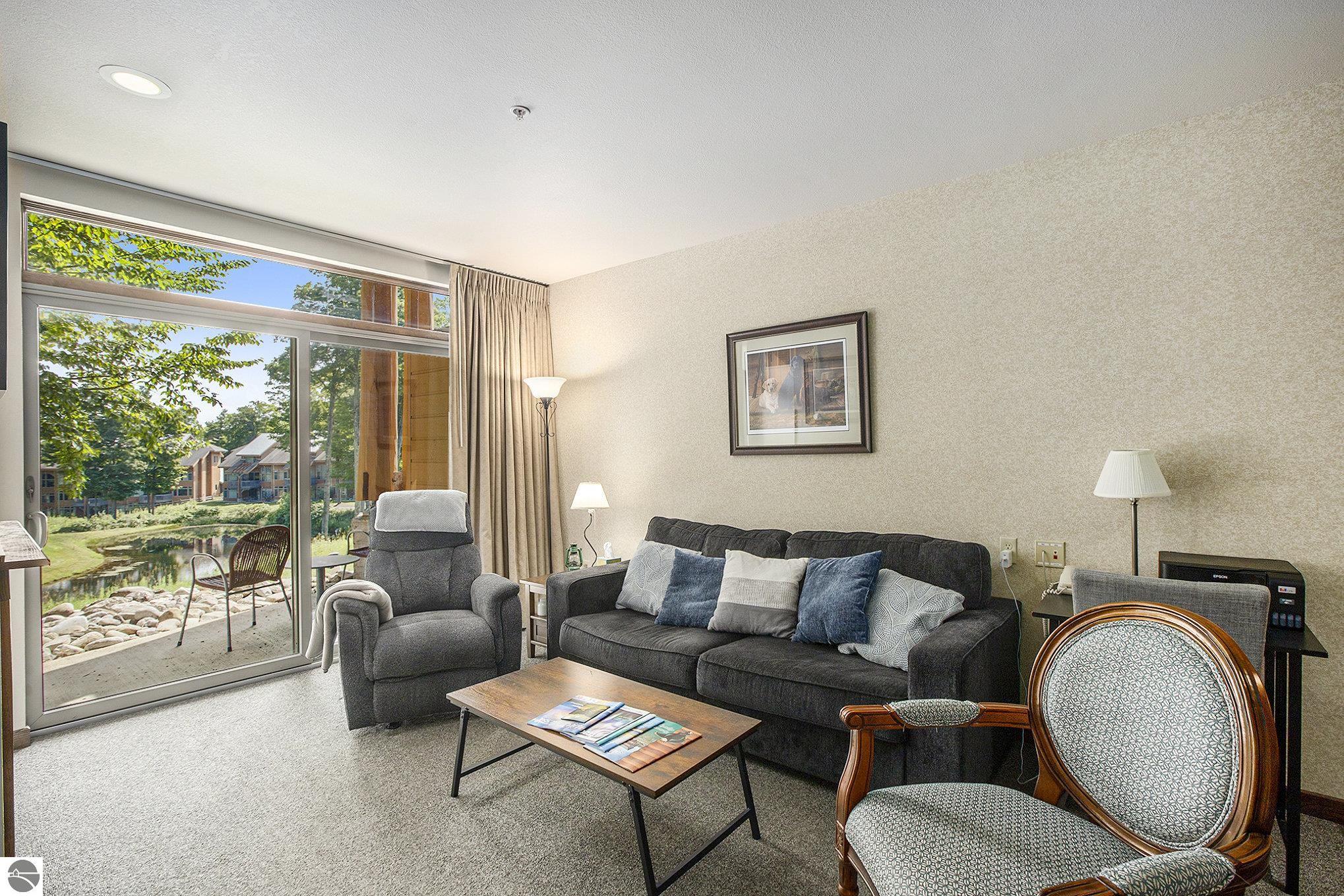 2400 Troon South # 4008