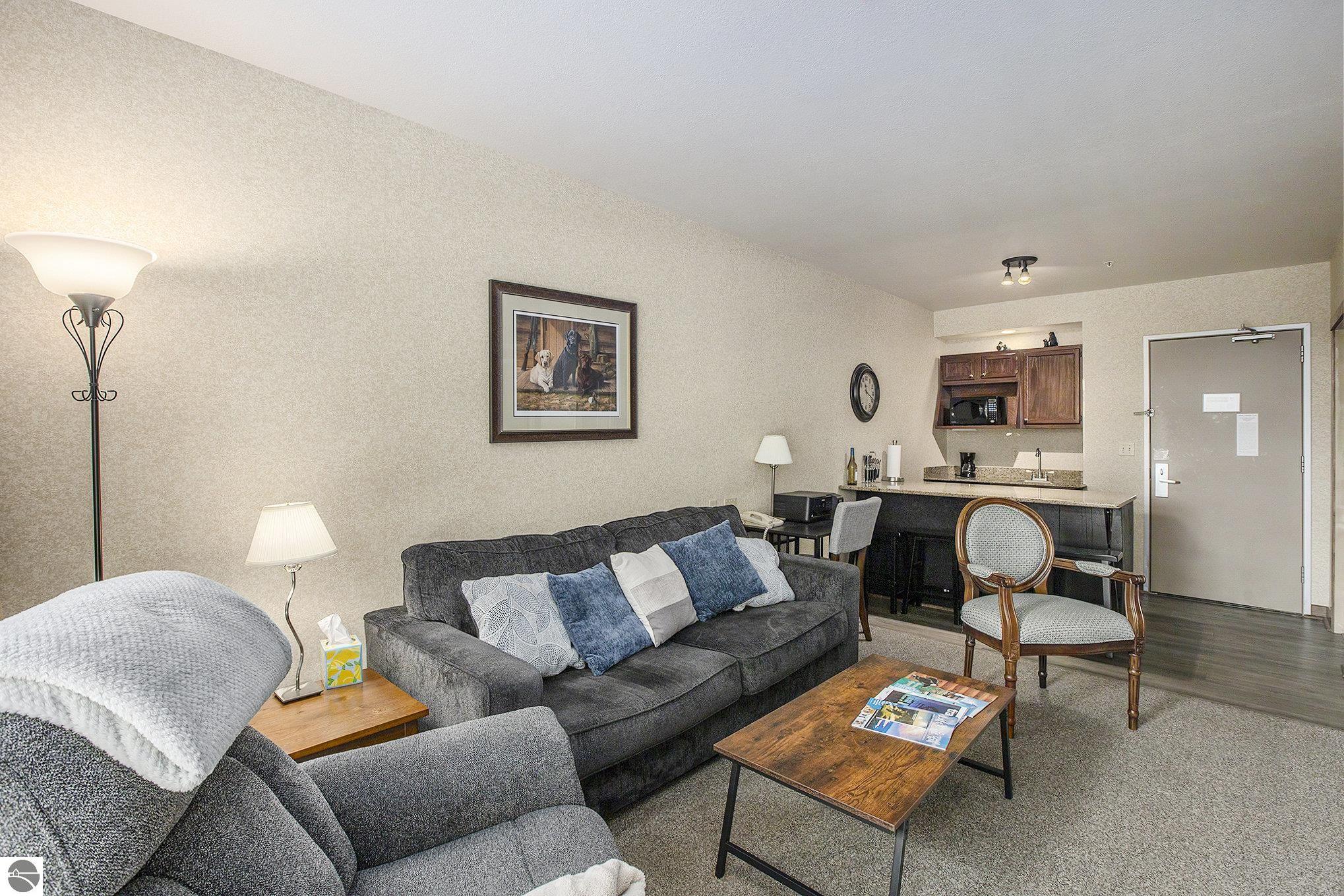 2400 Troon South # 4008