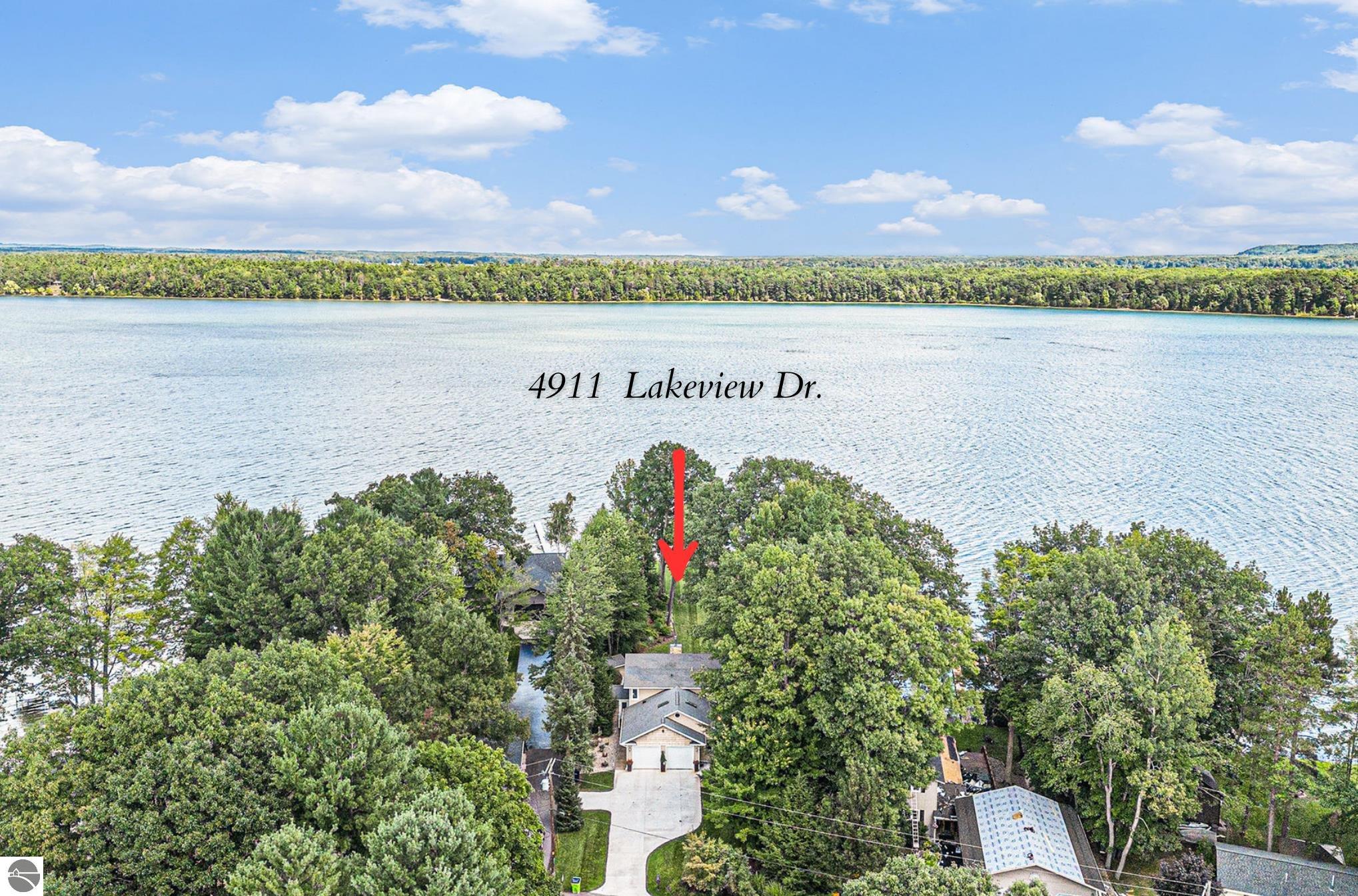 4911 Lakeview Drive