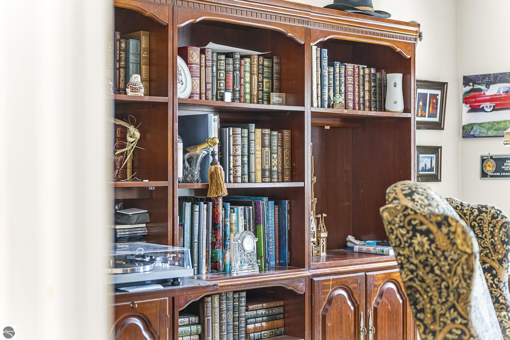 12981 N Forest Beach Shores