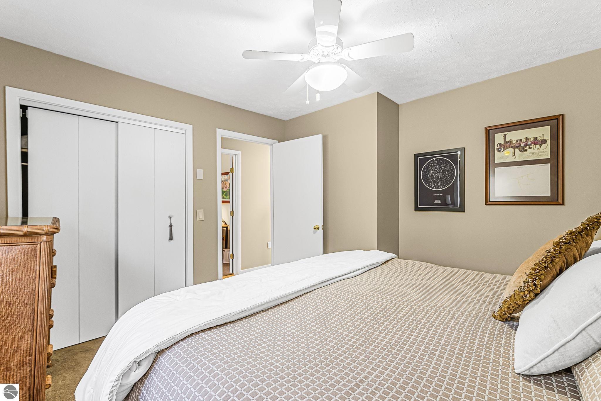 12981 N Forest Beach Shores