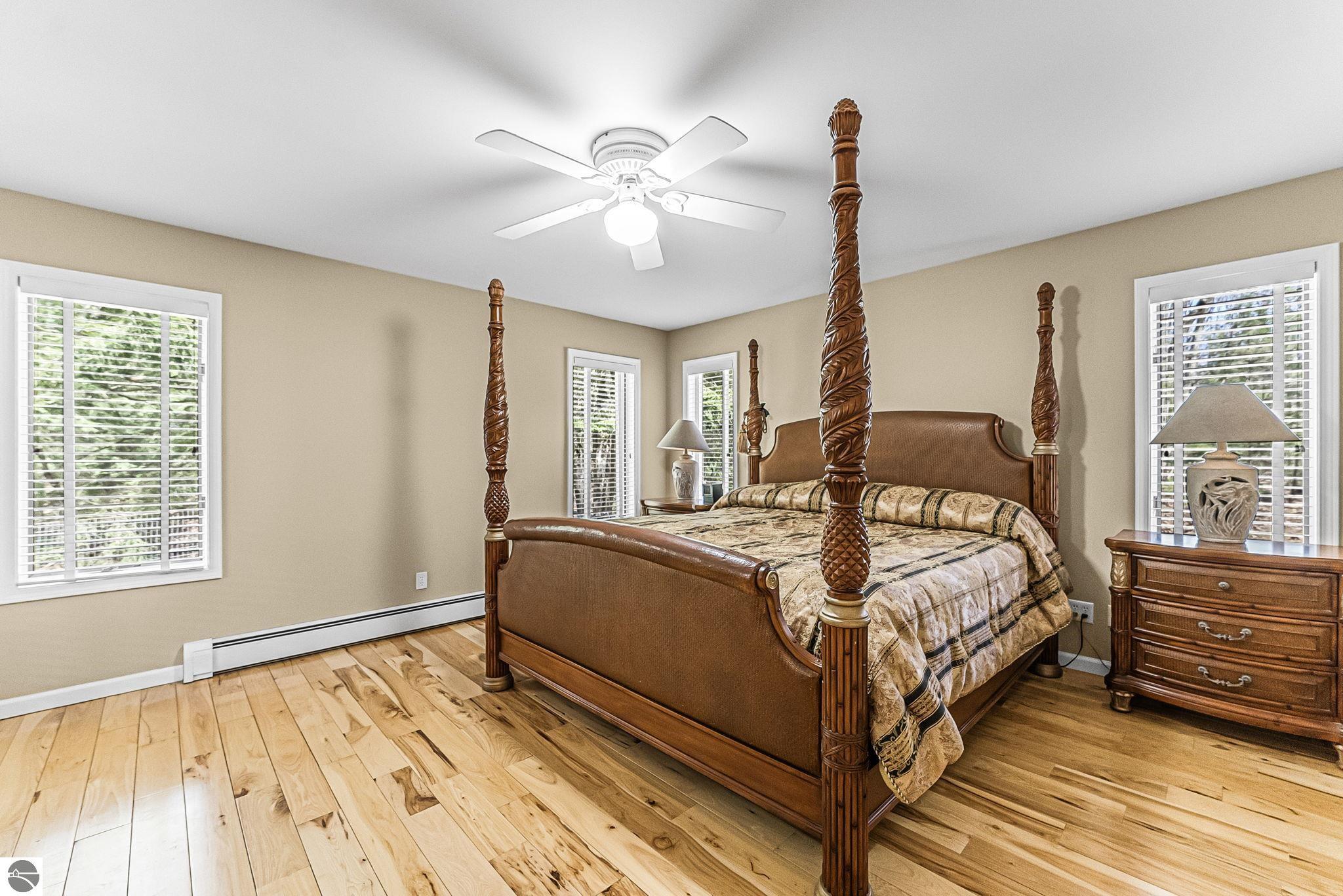 12981 N Forest Beach Shores