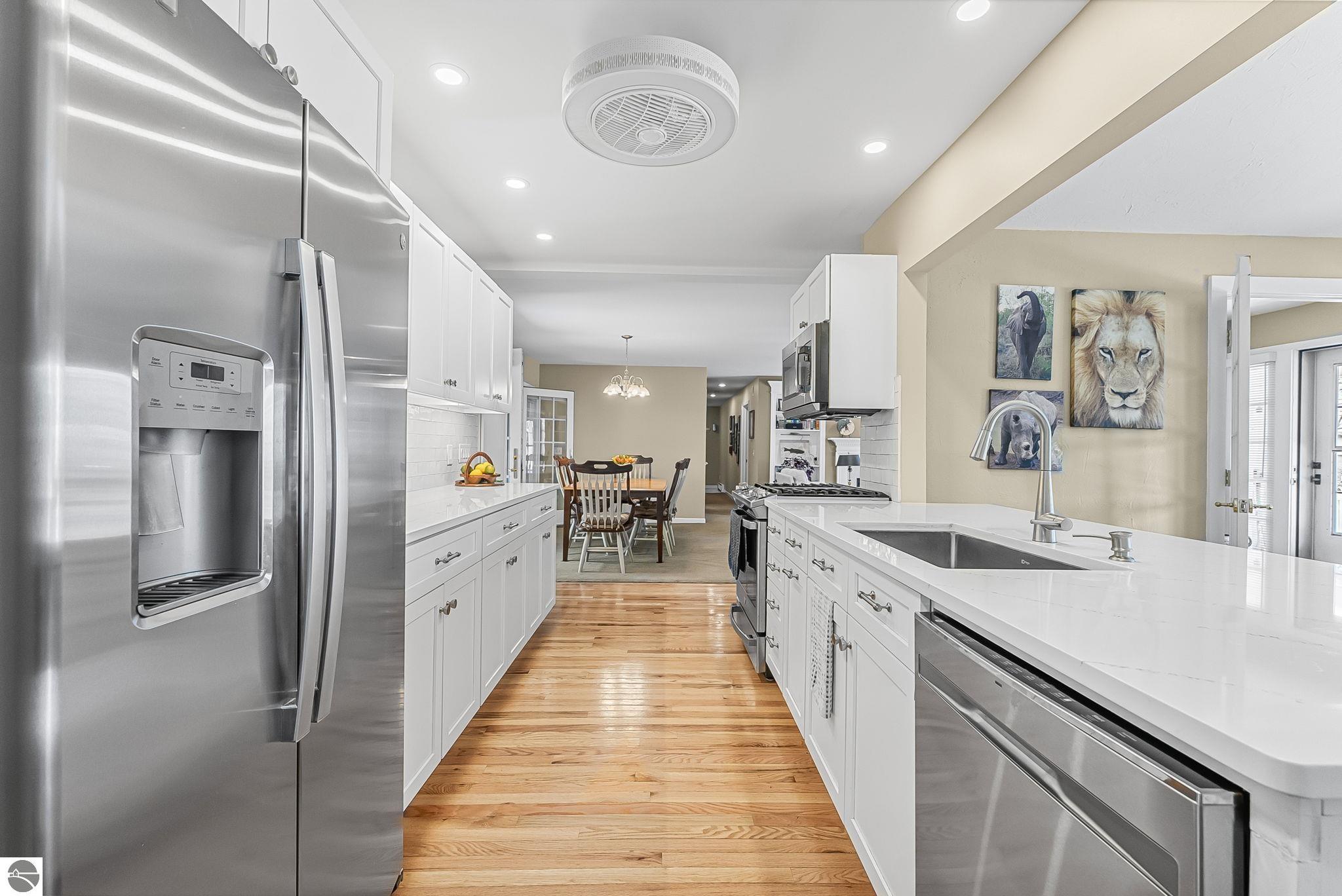 12981 N Forest Beach Shores