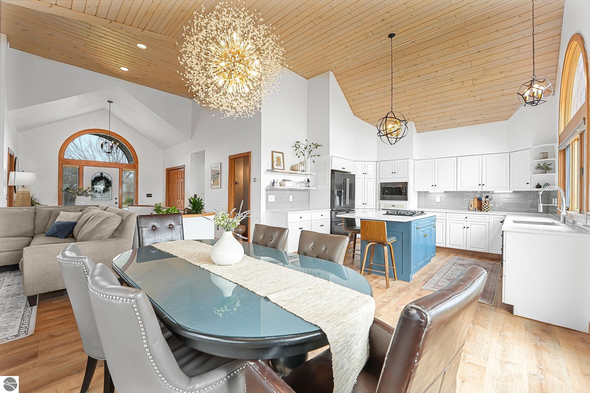 7215 Cedarview Lane