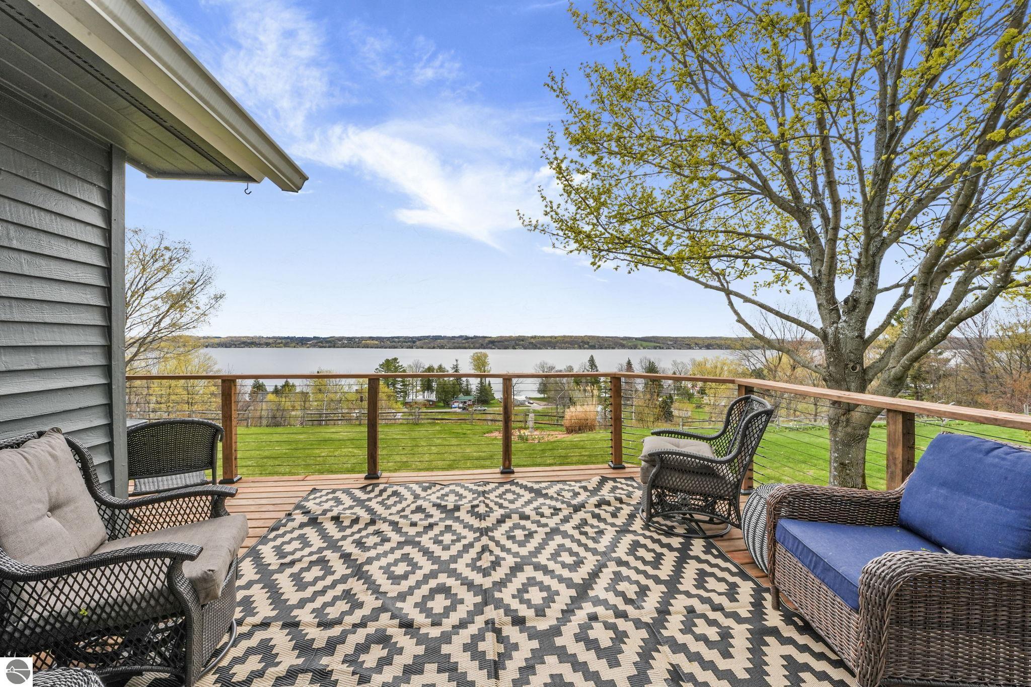 7215 Cedarview Lane