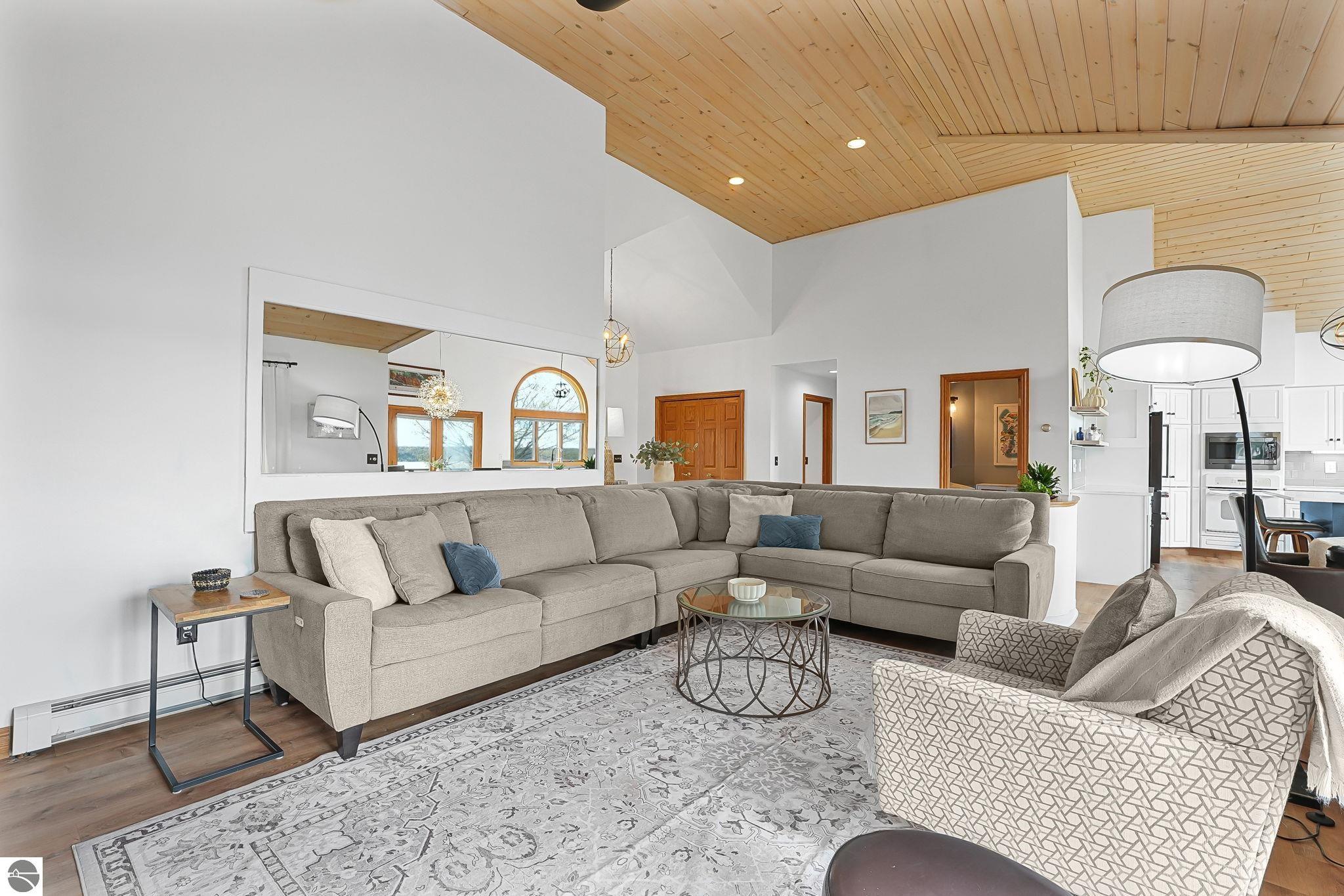7215 Cedarview Lane