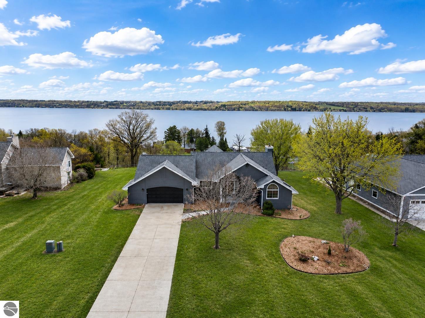 7215 Cedarview Lane