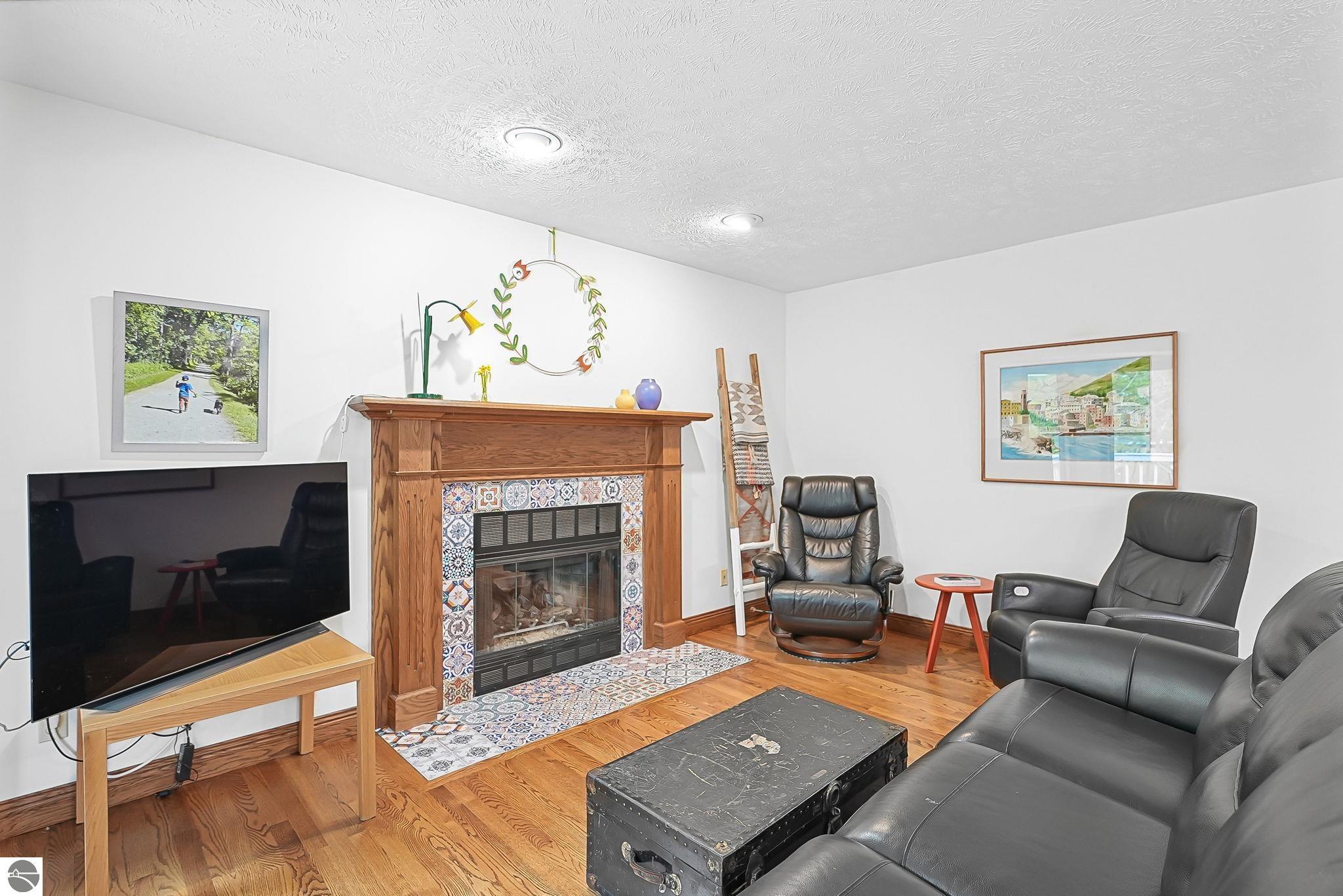 3927 Village Circle Drive