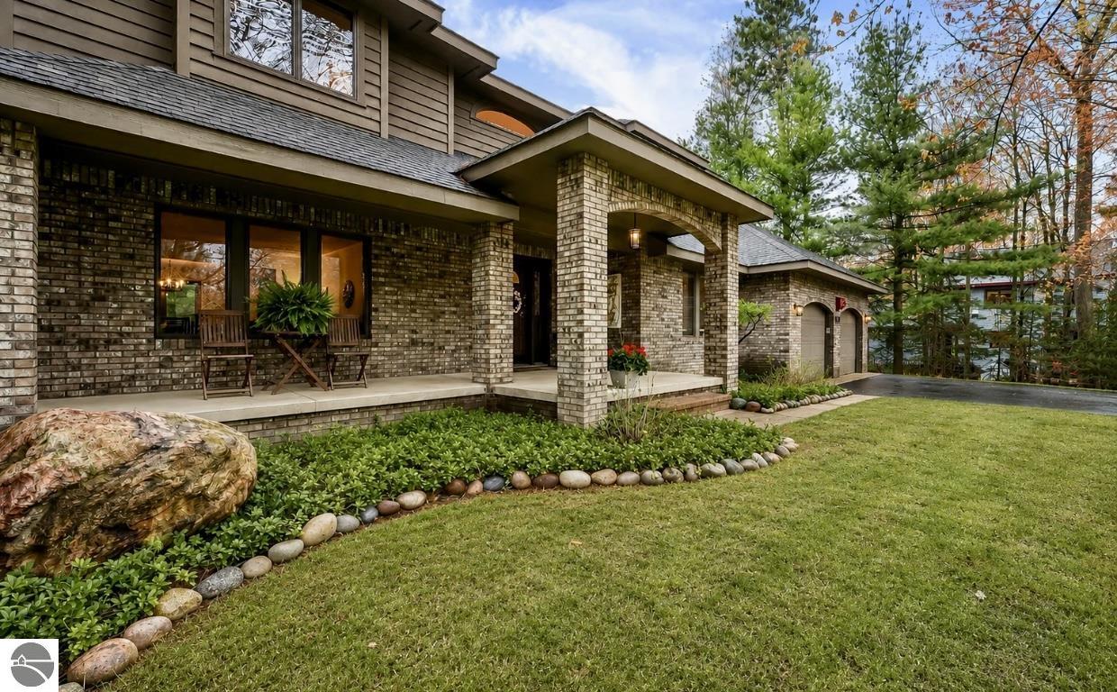 3927 Village Circle Drive