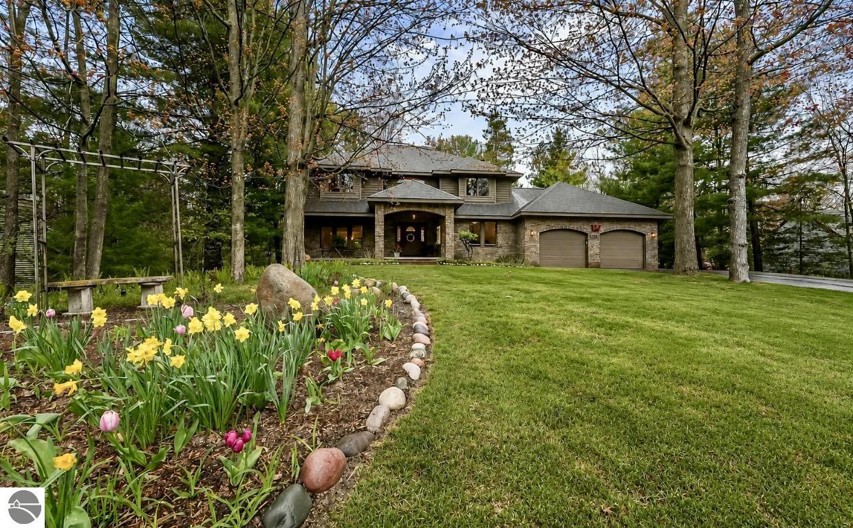 3927 Village Circle Drive
