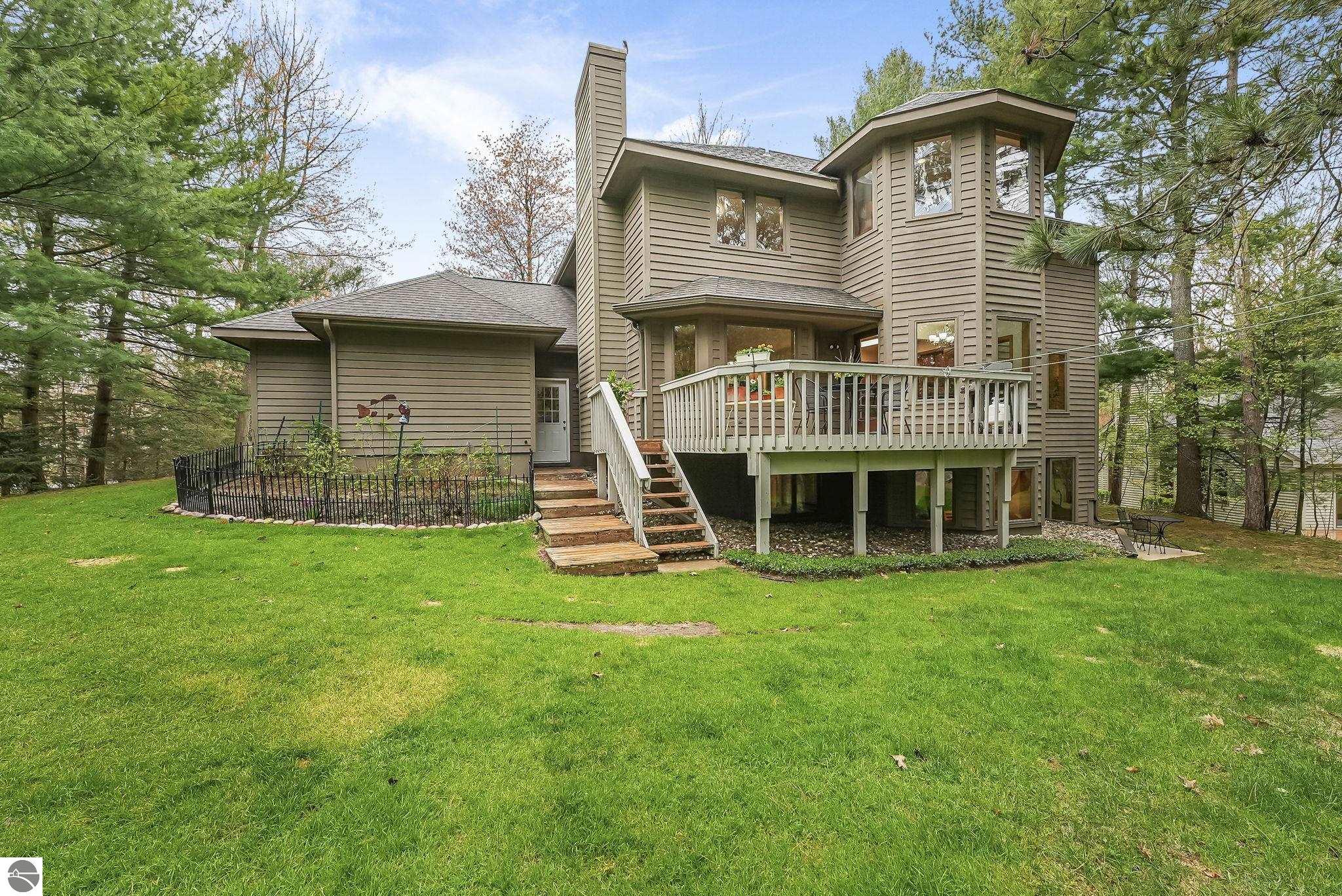 3927 Village Circle Drive