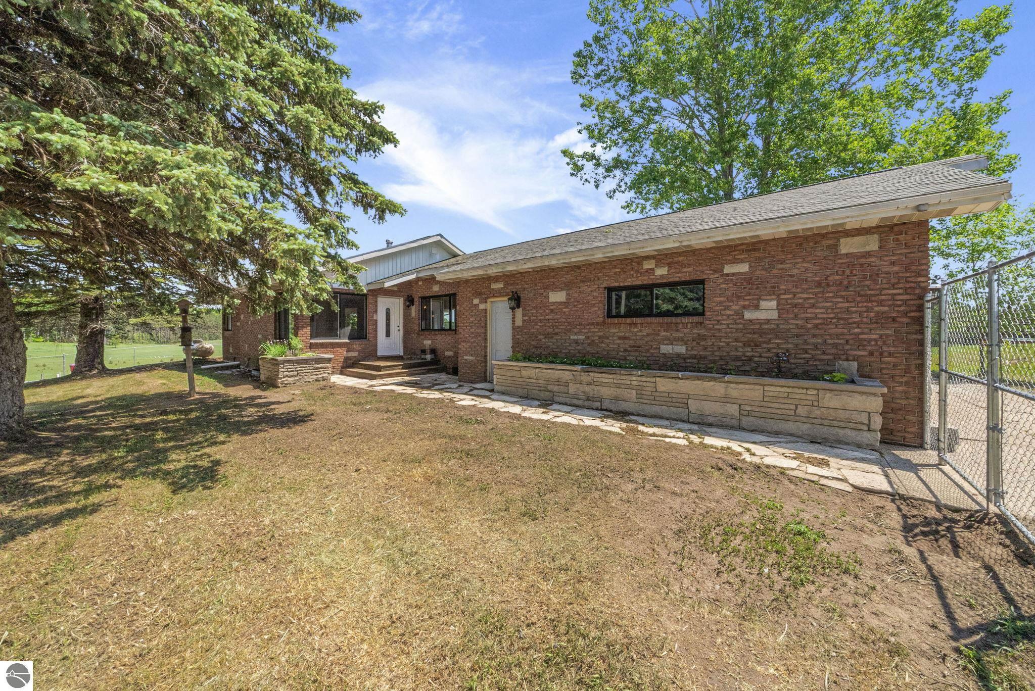 1902 N 29 Road