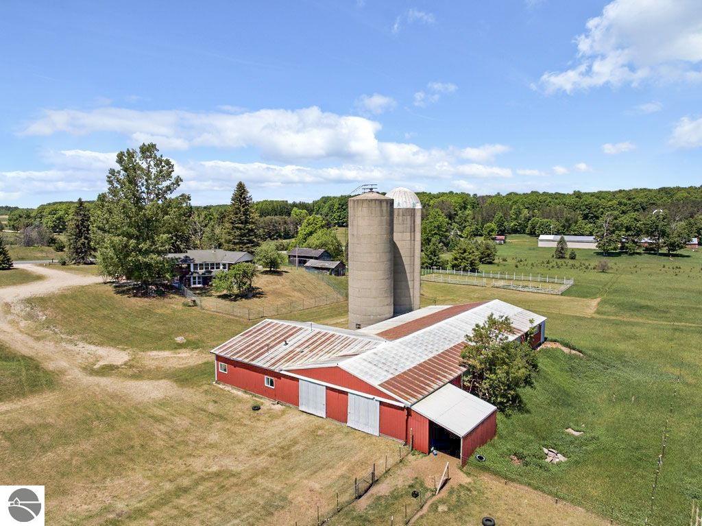 1902 N 29 Road