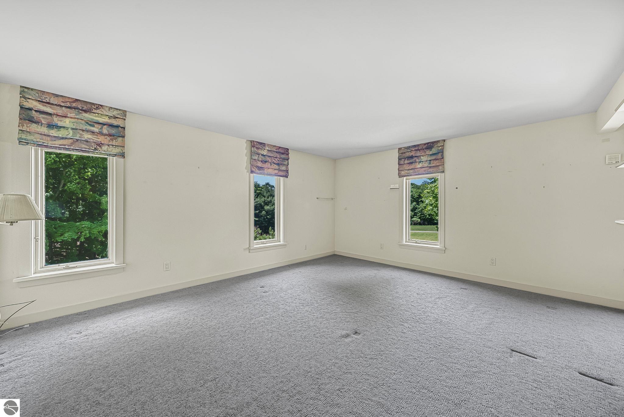 2747 S Good Harbor Trail