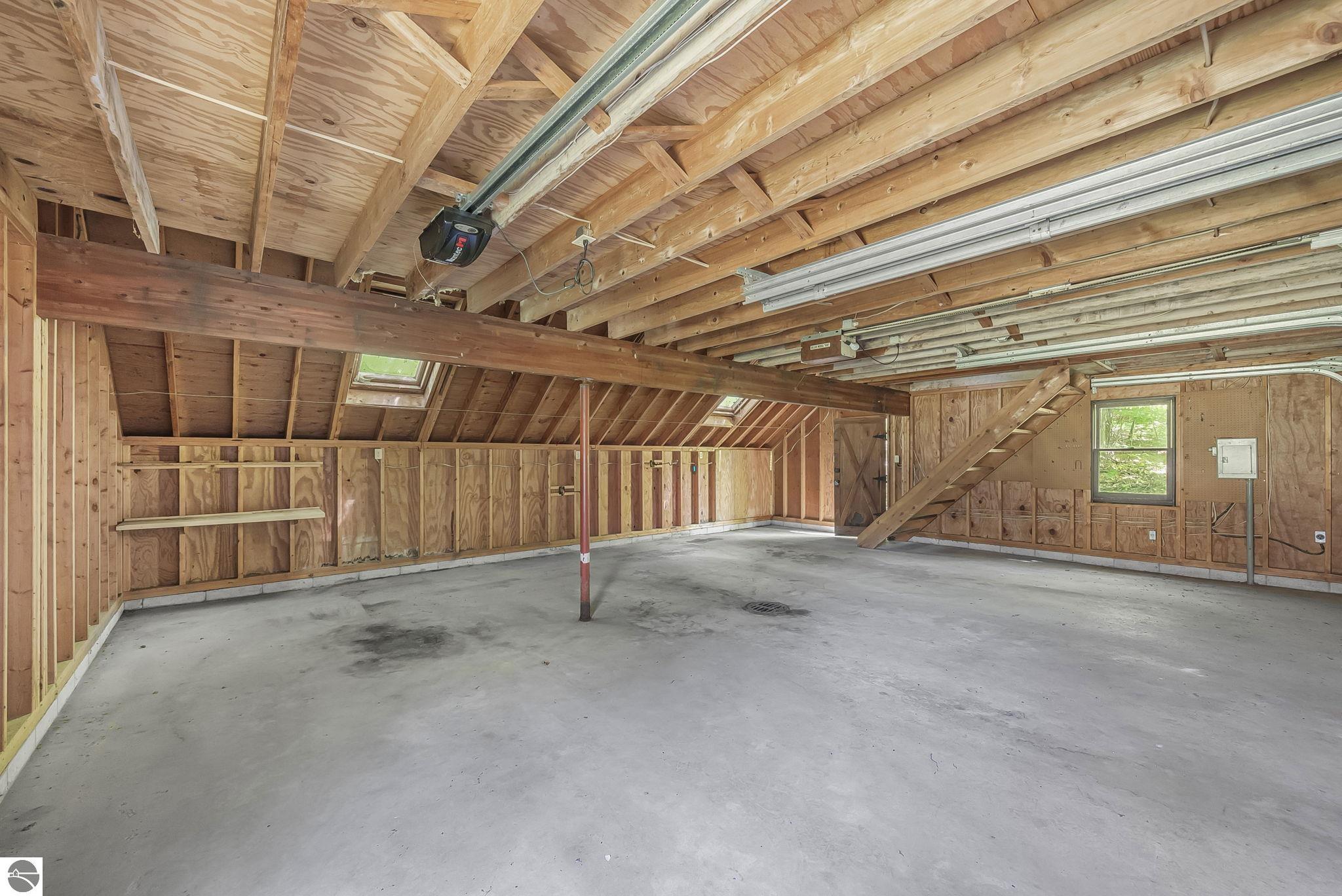2747 S Good Harbor Trail