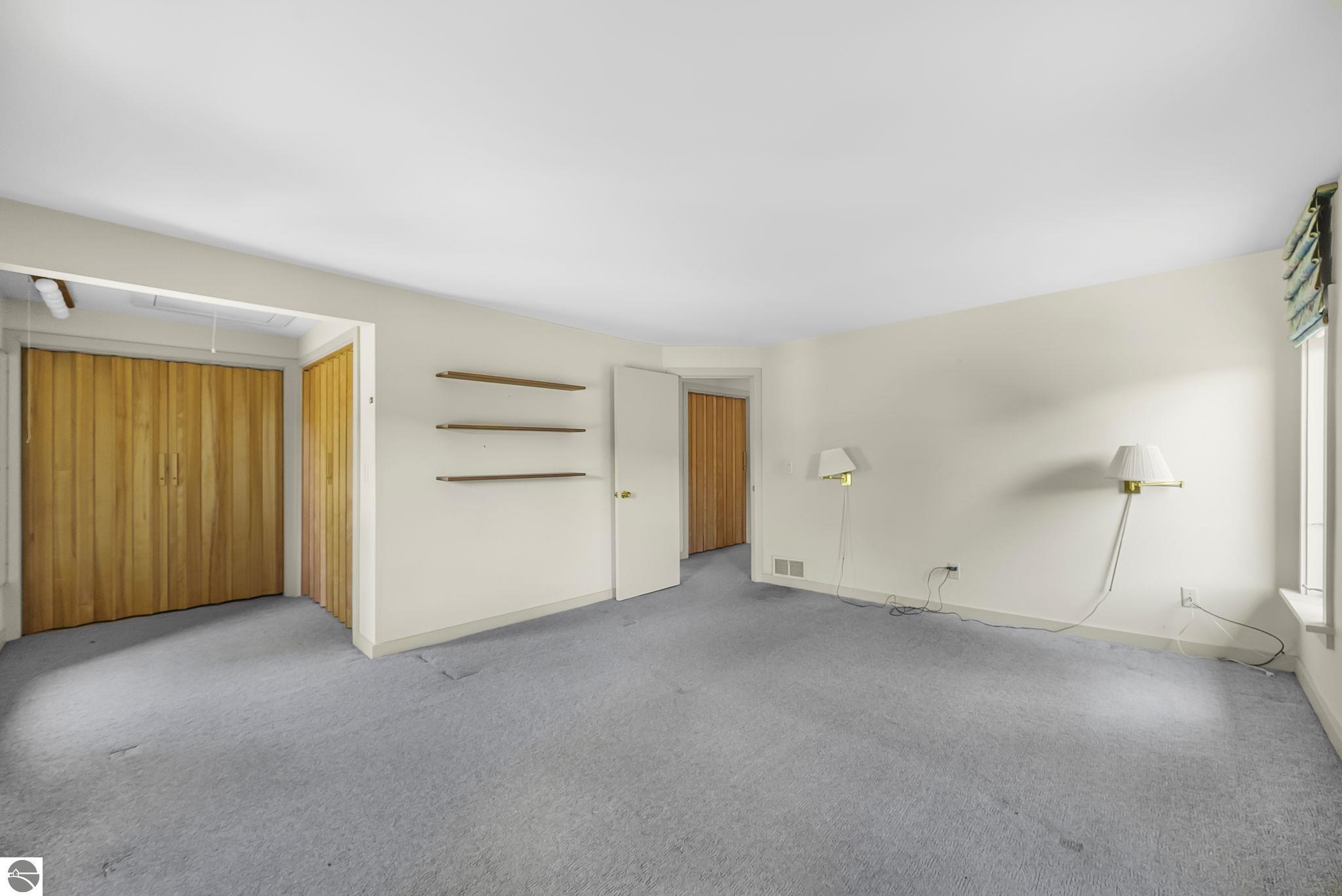 2747 S Good Harbor Trail