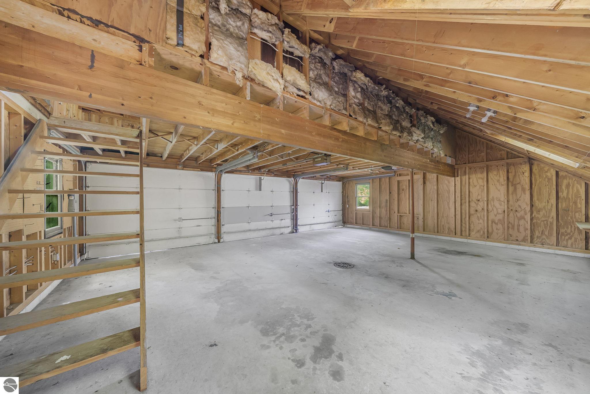 2747 S Good Harbor Trail