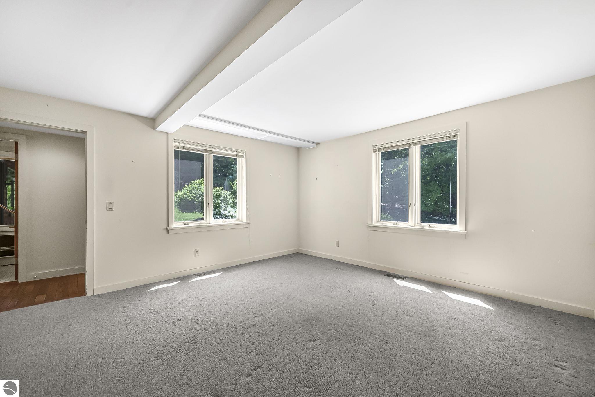 2747 S Good Harbor Trail