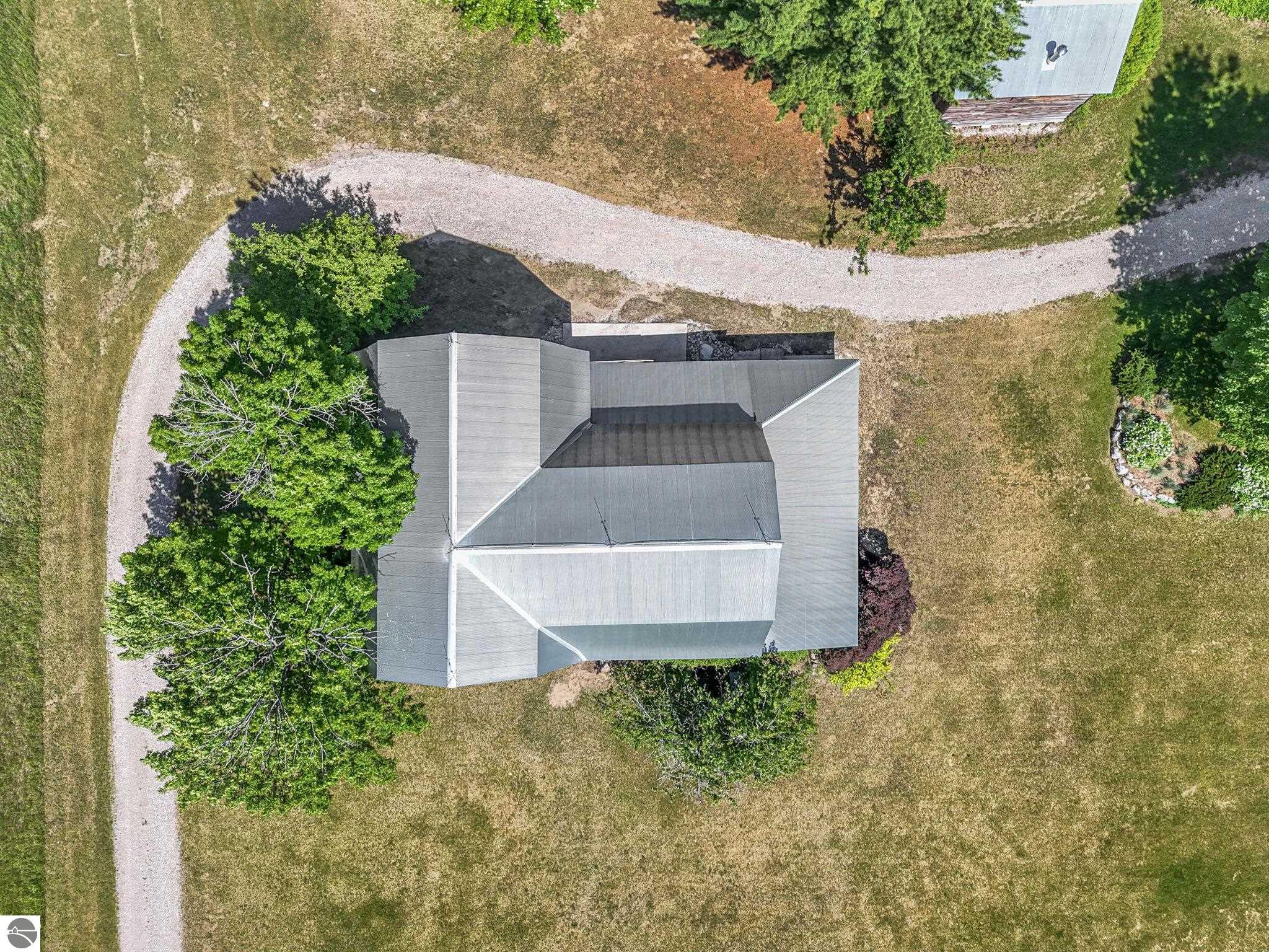 2747 S Good Harbor Trail